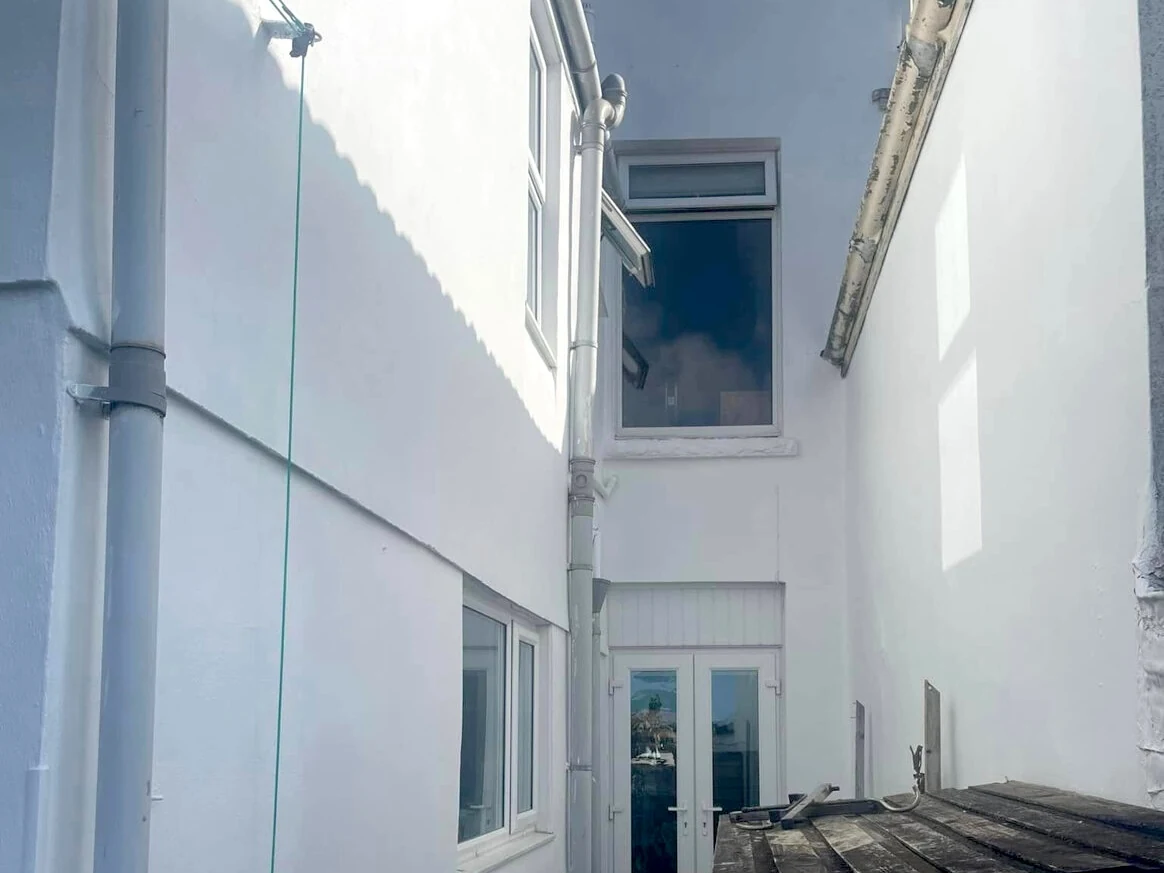 exterior painting white painted house exterior swansea daffodil decor 1