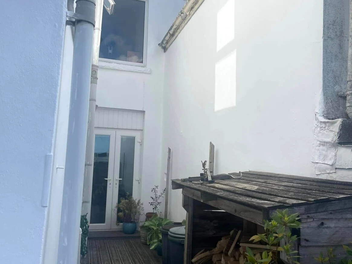 exterior painting white painted house exterior swansea daffodil decor 2