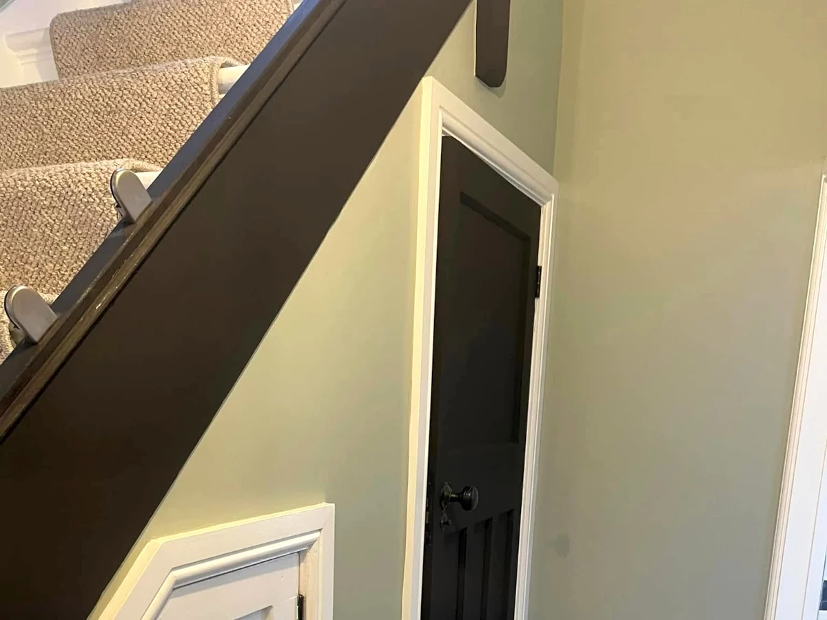 hallway-painting-painted-hallway-black-staircase-swansea-daffodil-decor-10 hallway painting painted hallway black staircase swansea daffodil decor 10