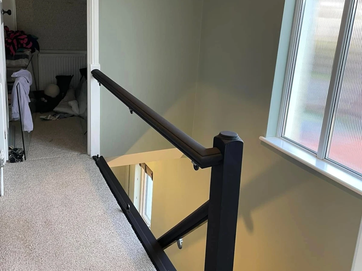 hallway-painting-wallpapered-staircase-painted-banister-swansea-daffodil-decor-11 hallway painting wallpapered staircase painted banister swansea daffodil decor 11